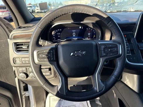 Used 2022 Chevrolet Tahoe Z71 w/ Luxury Package image 29