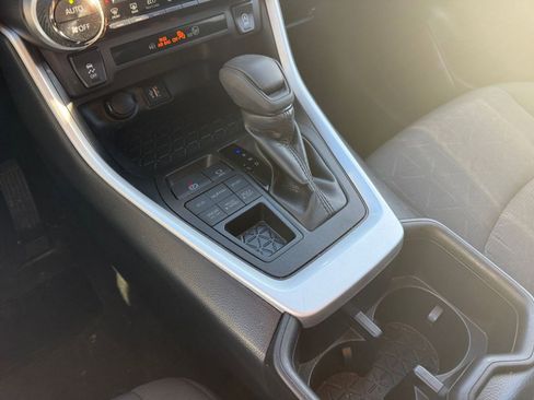 Used 2025 Toyota RAV4 XLE image 42