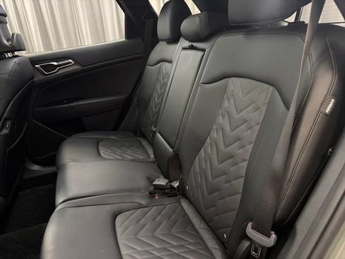Certified 2025 Kia Sportage X-Pro AWD/4WD image 12