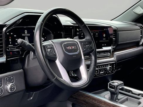 Used 2024 GMC Sierra 1500 Elevation w/ Elevation Premium Package AWD/4WD image 20