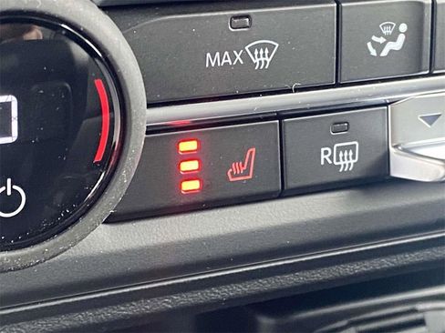 New 2025 Ford Bronco Big Bend w/ Black Diamond Package image 17