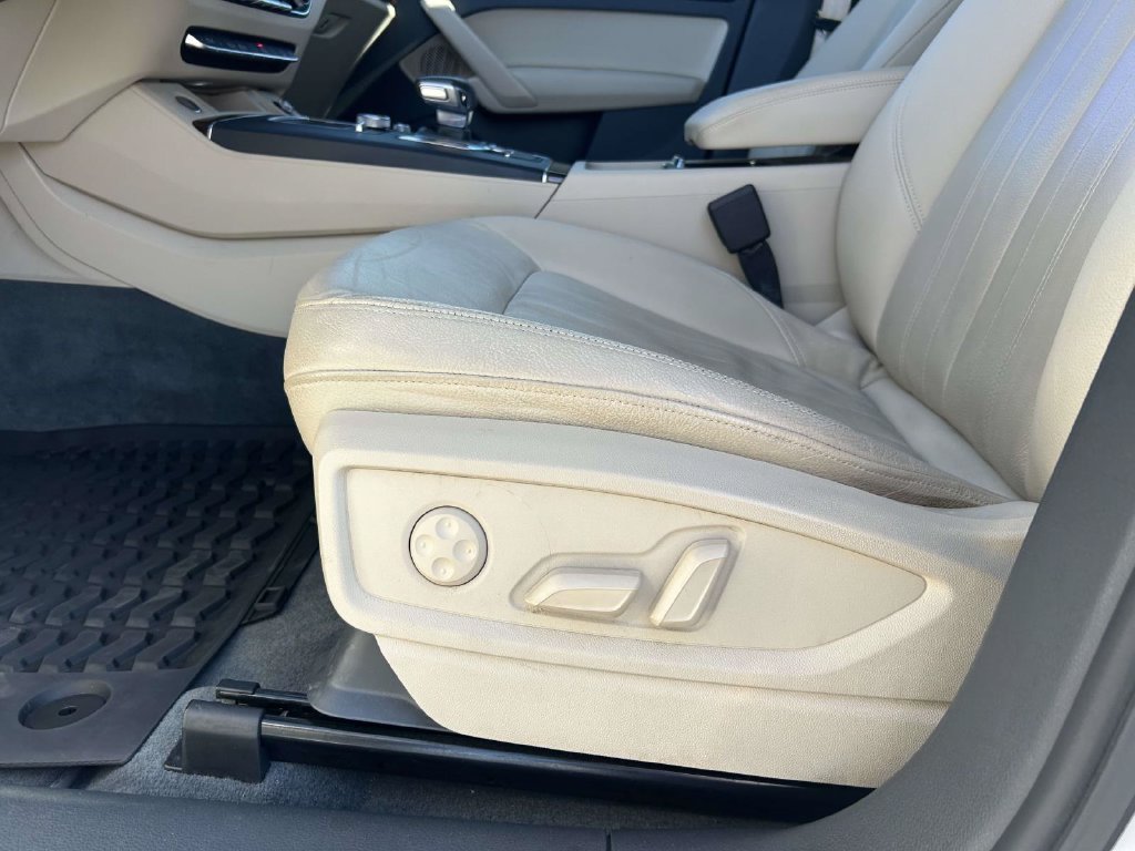 Used 2018 Audi Q5 2.0T Premium Plus w/ Premium Plus Package AWD/4WD image 16