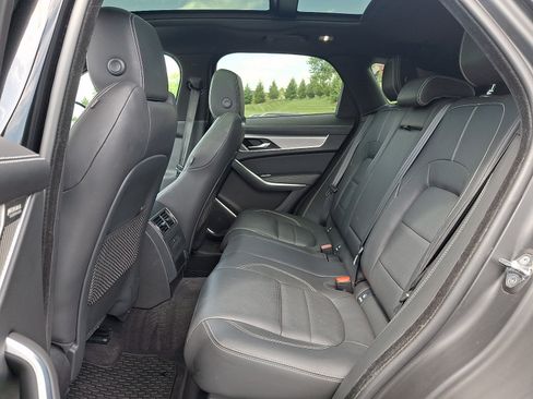 Used 2023 Jaguar F-PACE R-Dynamic S AWD/4WD image 10