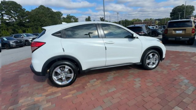 Used 2018 Honda HR-V LX image 3