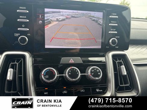 Certified 2023 Kia Sorento LX FWD image 19