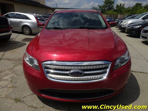 Used 2010 Ford Taurus SHO AWD/4WD image 2