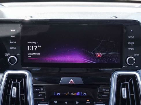 Certified 2023 Kia Sorento SX Prestige AWD/4WD image 13