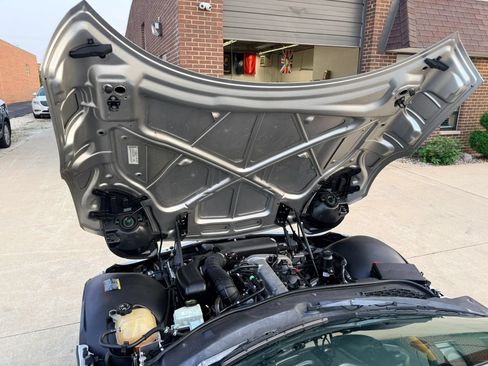 Used 2007 Pontiac Solstice Convertible RWD image 18