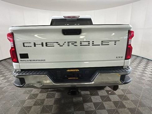 Used 2020 Chevrolet Silverado 2500 LTZ AWD/4WD image 4