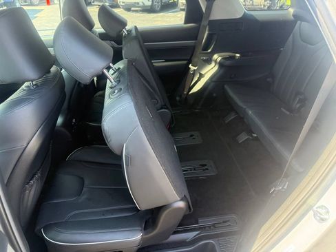 Used 2025 Hyundai Palisade SEL FWD image 30