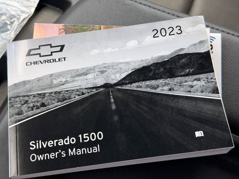 Used 2023 Chevrolet Silverado 1500 W/T RWD image 23