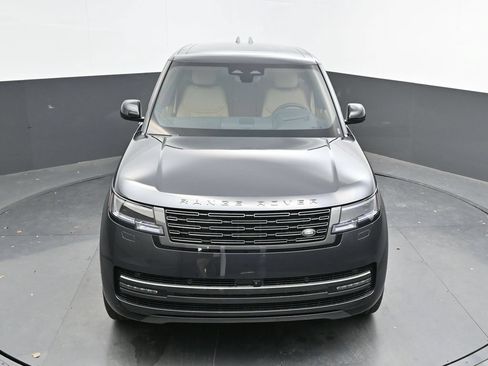 Used 2025 Land Rover Range Rover SE AWD/4WD image 40