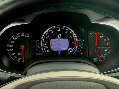 Used 2018 Chevrolet Corvette Grand Sport RWD image 40