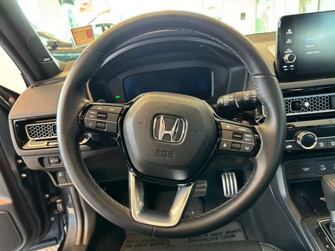 Used 2025 Honda Civic Sport Touring image 17