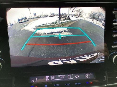 Used 2021 Toyota Sienna XSE w/ XSE Plus Package image 20