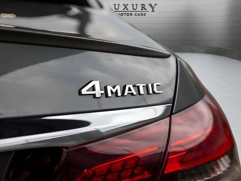 Used 2022 Mercedes-Benz E 450 4MATIC Sedan w/ Driver Assistance Package image 18