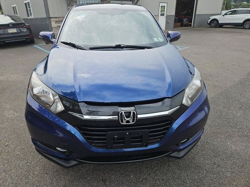 Used 2017 Honda HR-V EX image 8