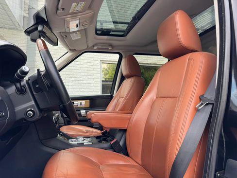 Used 2016 Land Rover LR4 HSE LUX AWD/4WD image 18