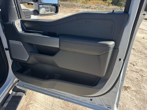 New 2025 Ford F150 Lariat w/ Equipment Group 502A High image 19