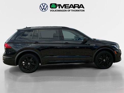 Used 2022 Volkswagen Tiguan SE R-Line AWD/4WD image 6