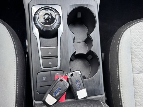 Used 2023 Ford Escape Active image 18