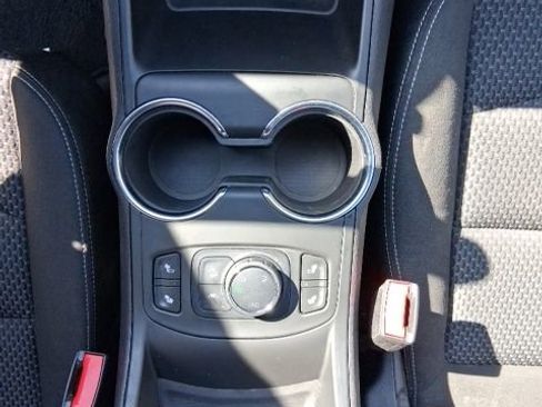 Used 2023 GMC Terrain SLE w/ Driver Convenience Package AWD/4WD image 15