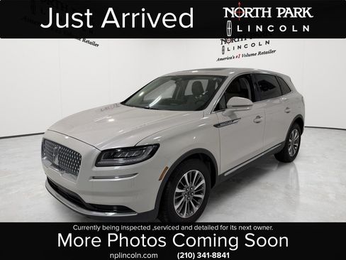 Used 2023 Lincoln Nautilus Reserve w/ Class II Trailer Tow Package FWD image 1