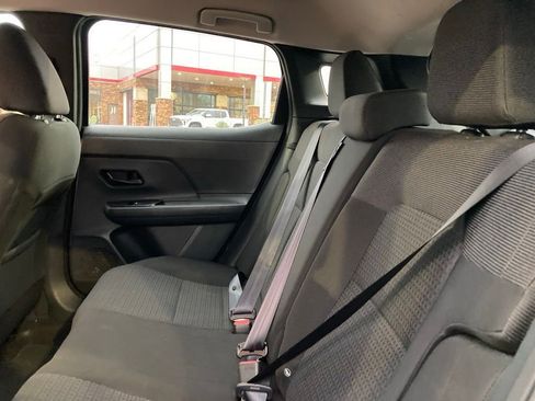 Used 2025 Nissan Kicks S FWD image 10
