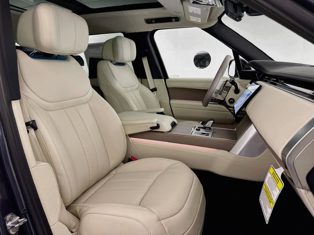 New 2027 Land Rover Range Rover Long Wheelbase Autobiography AWD/4WD image 30