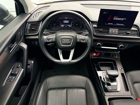 Certified 2023 Audi Q5 2.0T Premium w/ Convenience Package AWD/4WD image 10