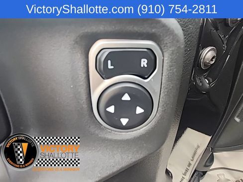 Used 2024 Jeep Wrangler Unlimited Sport AWD/4WD image 19