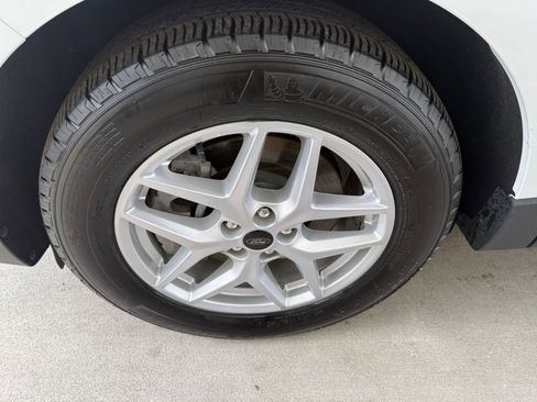 Used 2024 Ford Edge SEL image 30