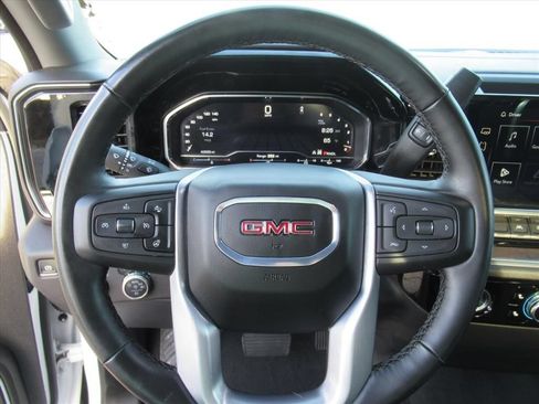 Used 2024 GMC Sierra 1500 SLT AWD/4WD image 19