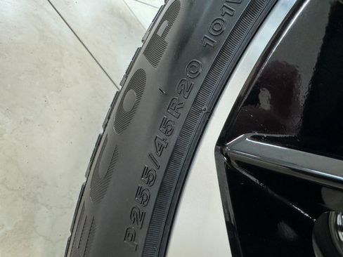 Used 2024 Mitsubishi Outlander 4WD Plug-In Hybrid image 29