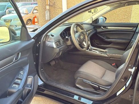 Used 2021 Honda Accord LX image 23