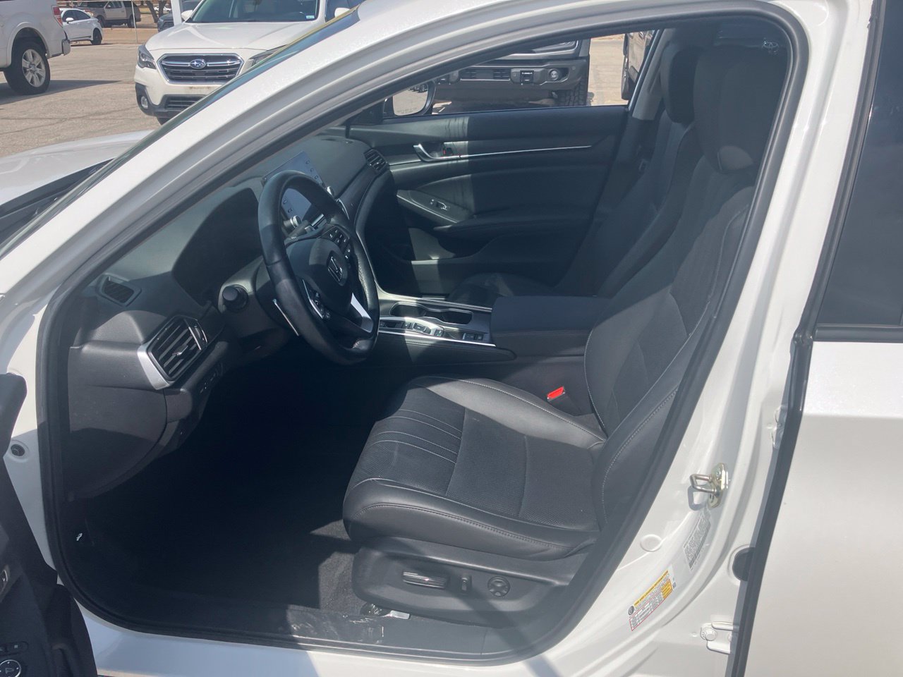 Used 2020 Honda Accord Touring image 7