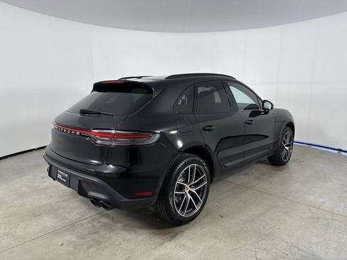 Certified 2026 Porsche Macan AWD/4WD image 7