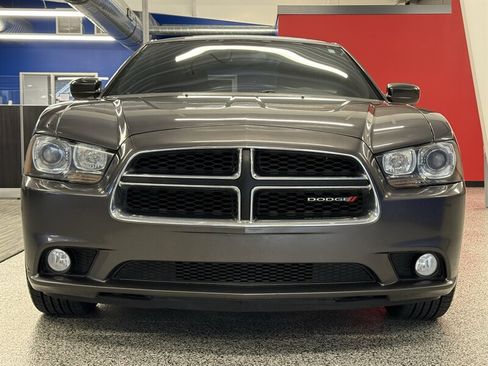 Used 2014 Dodge Charger R/T AWD/4WD image 2