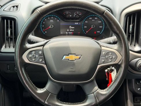 Used 2021 Chevrolet Colorado Z71 w/ Safety Package RWD image 18