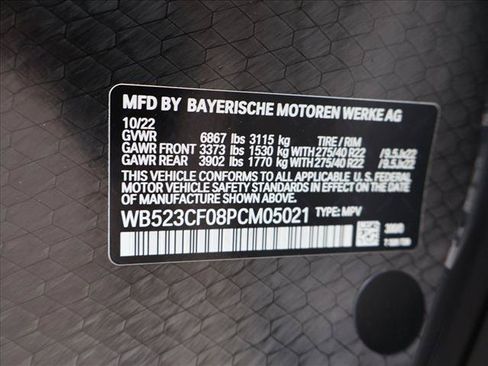 Used 2023 BMW iX xDrive50 w/ Sport Package AWD/4WD image 29