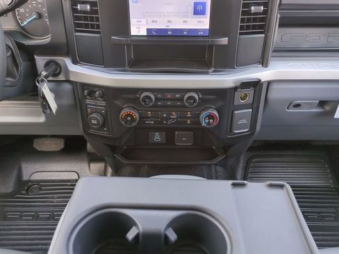 New 2026 Ford F350 XL w/ 360-Degree Camera Package AWD/4WD image 19