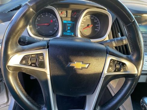 Used 2014 Chevrolet Equinox LT w/ Driver Convenience Package image 2