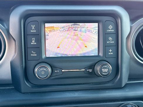 Used 2021 Jeep Wrangler Unlimited Sport AWD/4WD image 14