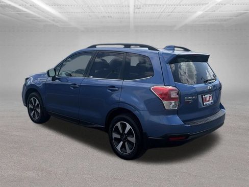 Used 2018 Subaru Forester 2.5i Limited AWD/4WD image 10