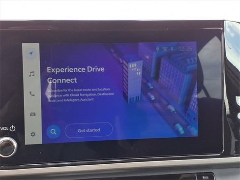 Used 2025 Toyota Camry SE image 5