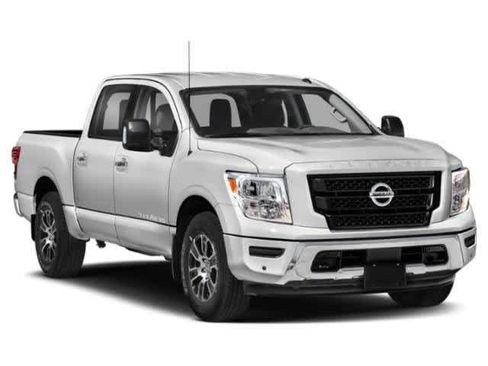 Used 2022 Nissan Titan SV w/ Accessory Utility Package image 9