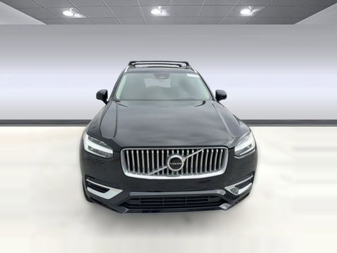 Certified 2024 Volvo XC90 T8 Ultimate w/ Protection Package Premier image 6