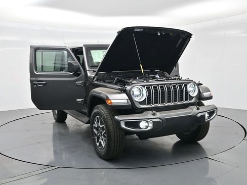 New 2026 Jeep Wrangler Sahara image 28