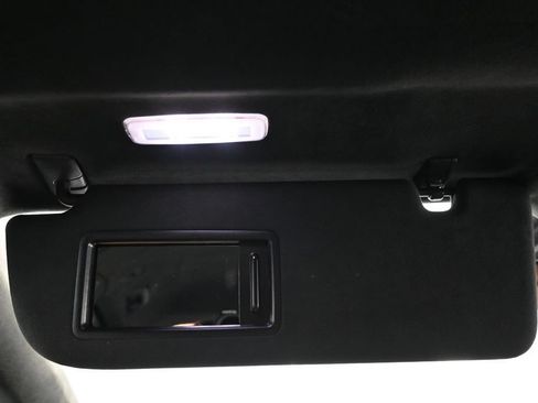 Certified 2025 Porsche Cayenne Turbo GT AWD/4WD image 31