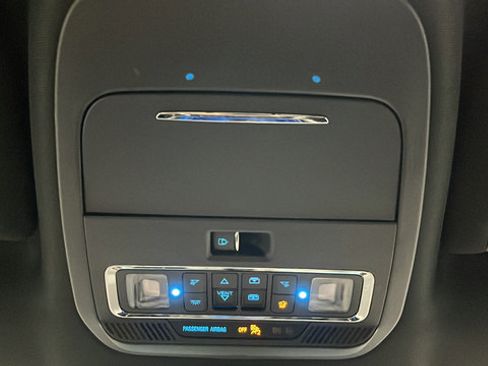 Used 2023 Ford F150 Lariat w/ Equipment Group 502A High AWD/4WD image 34